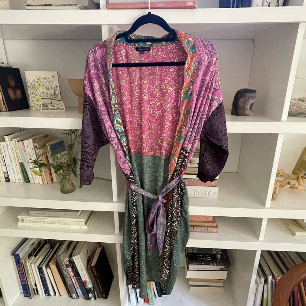 Karma Highway multi-color print robe
